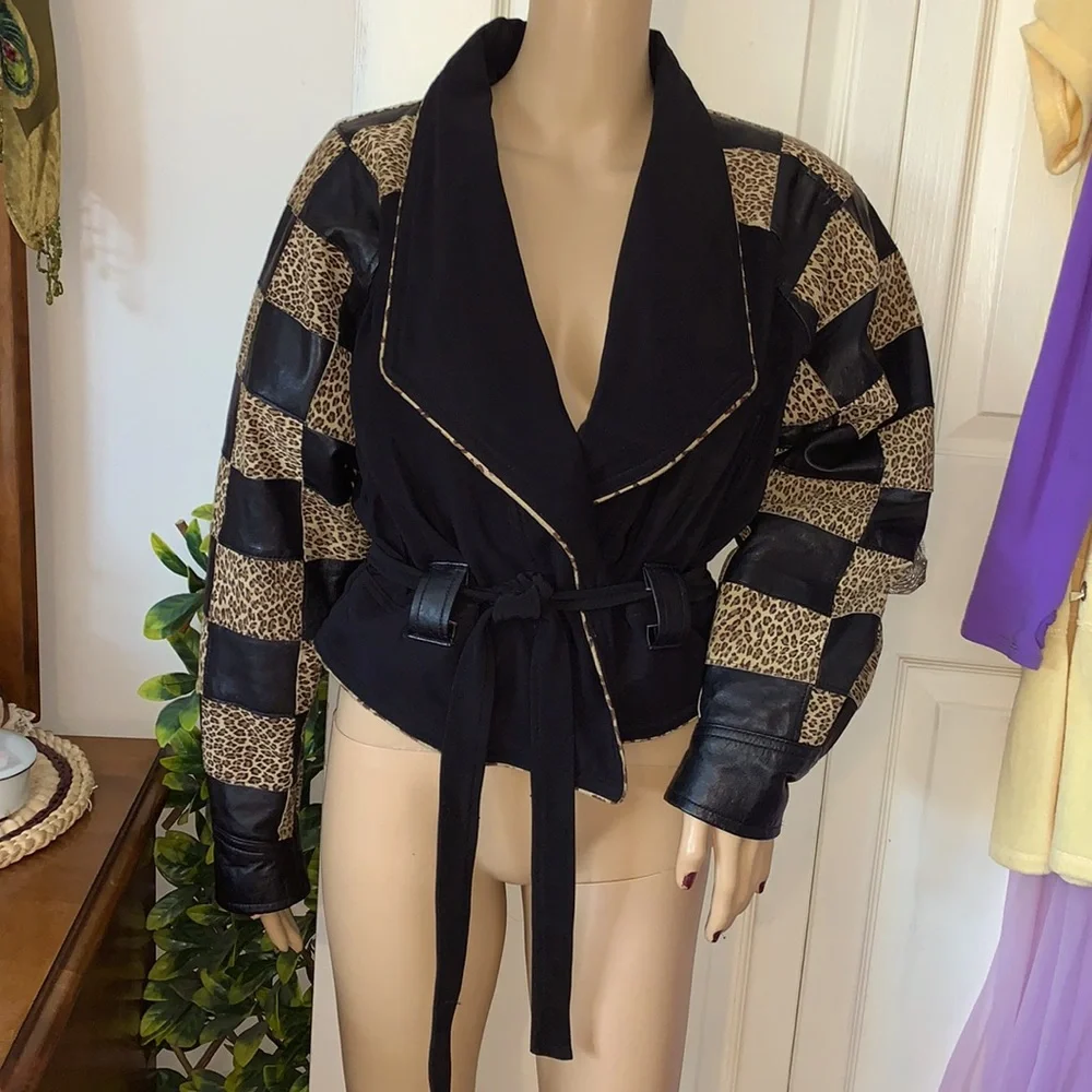 Vintage 80s leopard animal print checkered real suede leather wrap jacket L 🇨🇦 - Picture 5 of 15